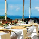 Hotel Femo & 4*